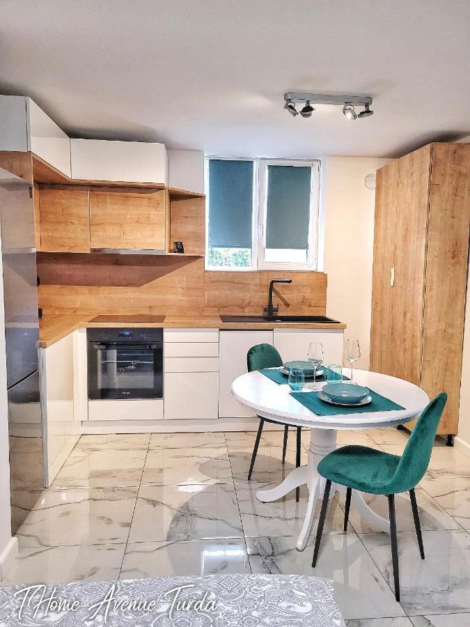 Thome Salt Avenue Turda Luaran gambar