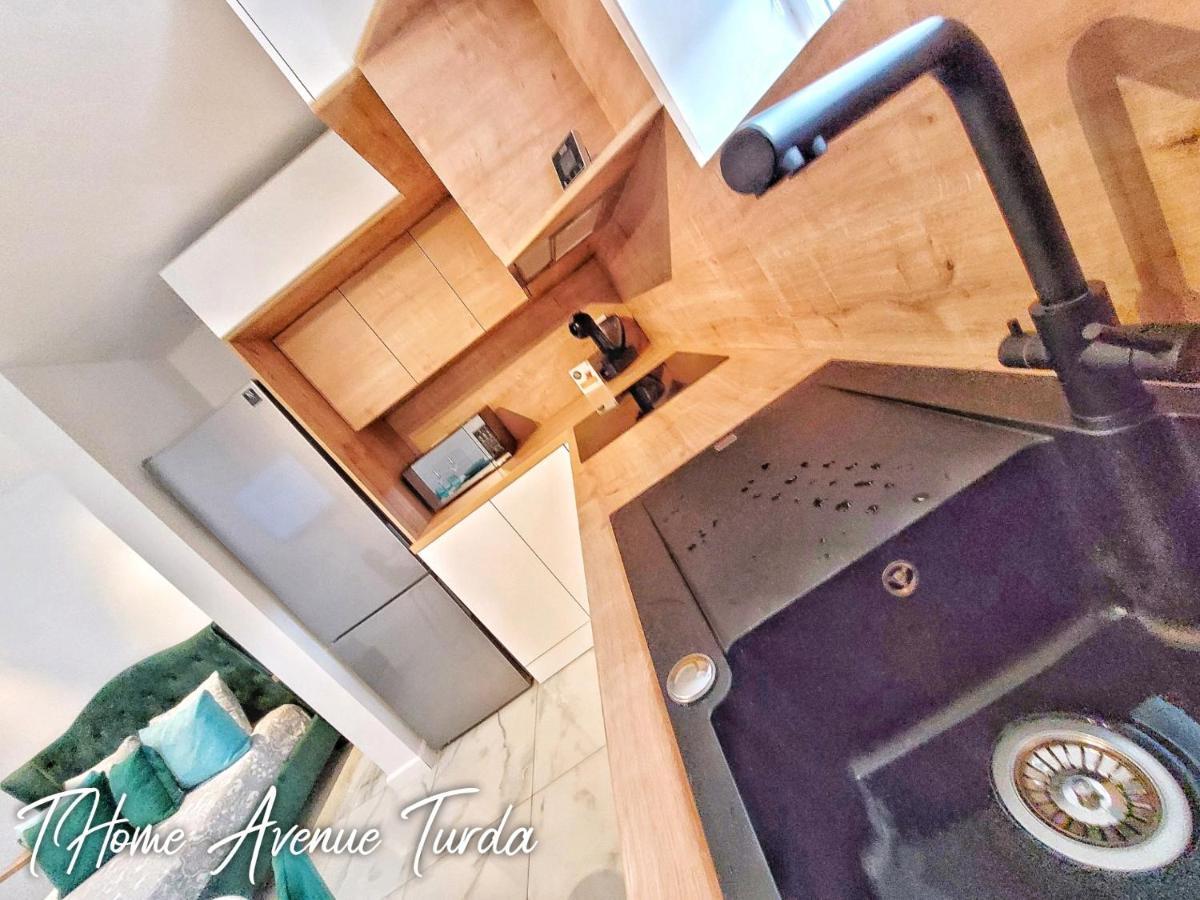 Thome Salt Avenue Turda Luaran gambar